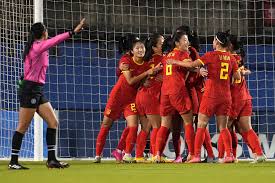 王曼昱4-1击败蒯曼，与孙颖莎会师乒乓球亚洲杯女单决赛.